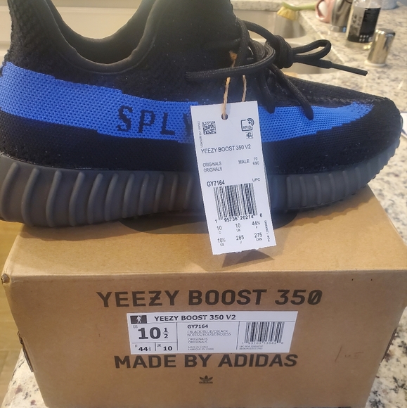 Yeezy Other - NWT Yeezy Boost 350 v2